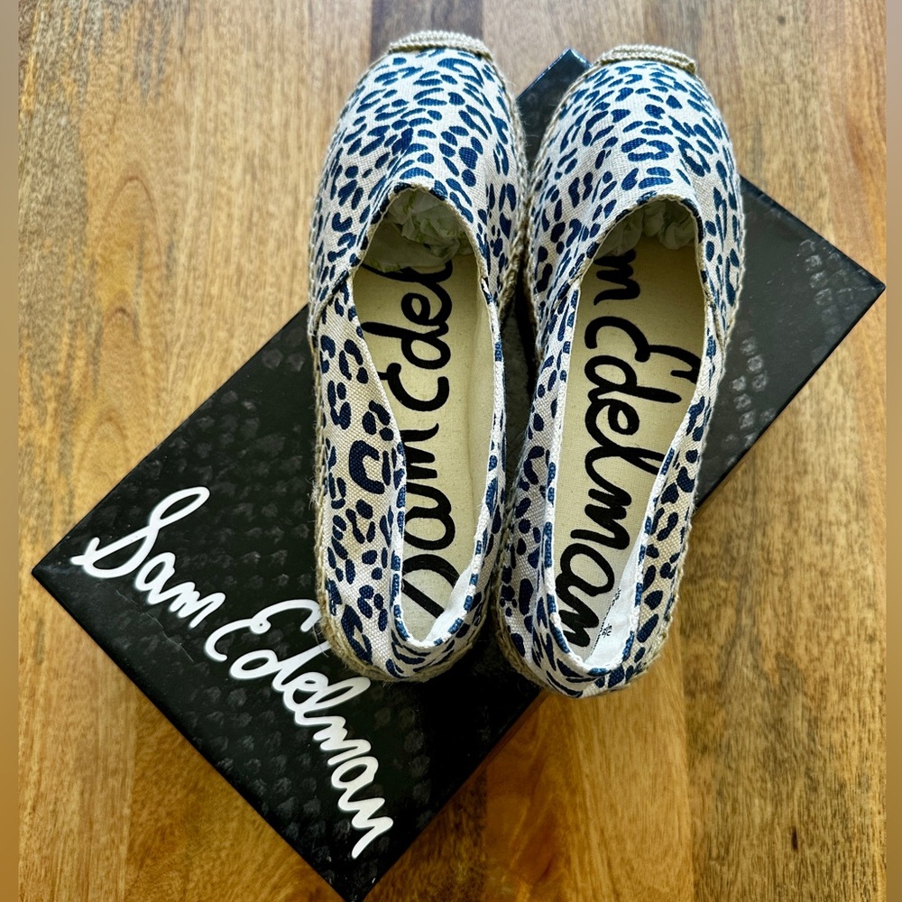 NEW Sam Edelman Blue Leopard Print Women's Espadrille Shoes Sz 6